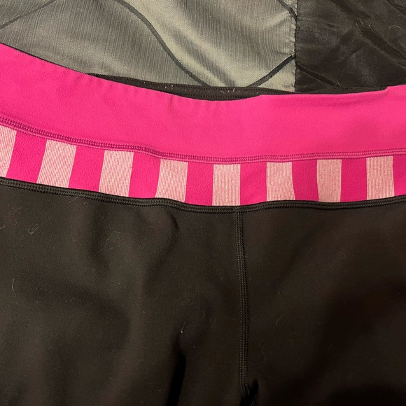 Lululemon Groove Pants Size 6 - Picture 4 of 4